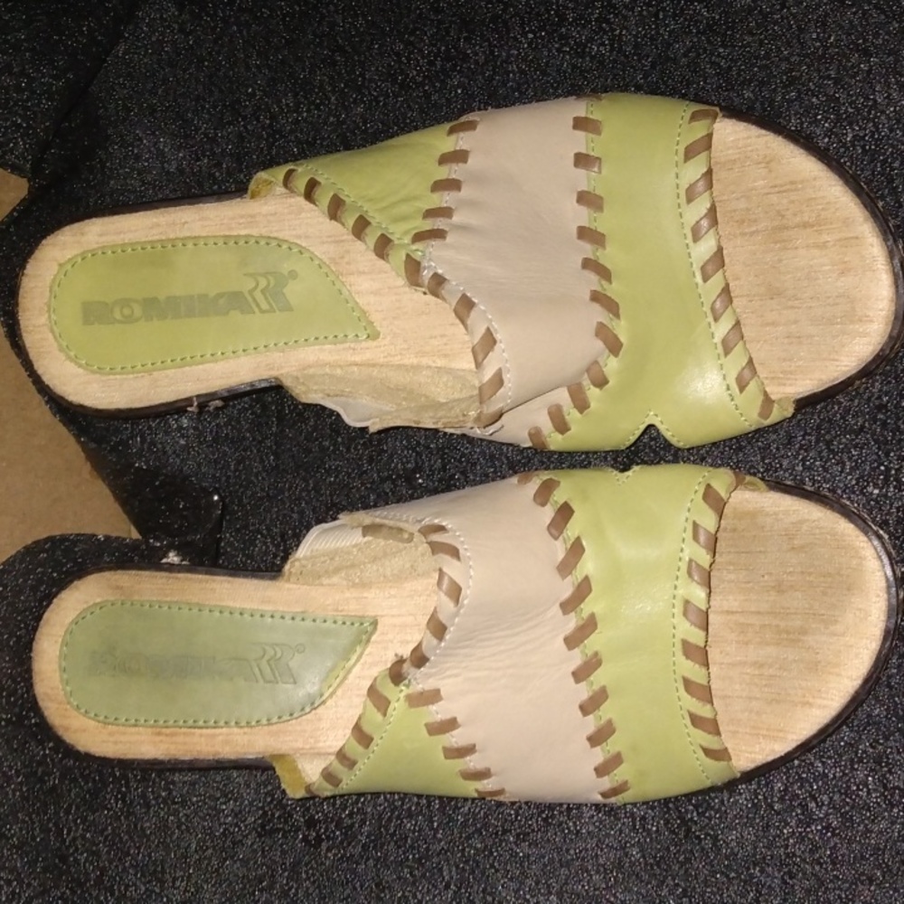 Romika women's green and tan heel sandals SZ 7